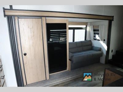 2023 Forest River RV Cherokee Black Label - Photo 9