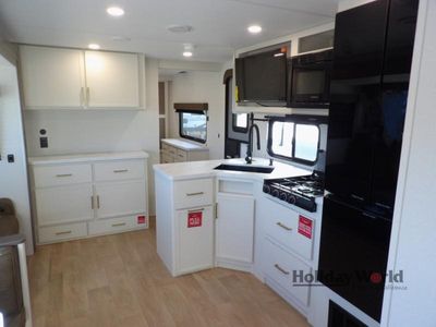 2026 Grand Design Transcend - Photo 7