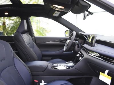 2026 INFINITI QX60 — photo 33 view