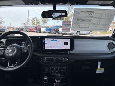 2026 Jeep Wrangler - Photo 2