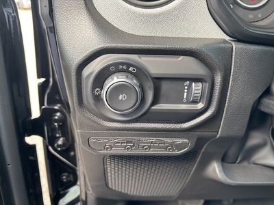 2026 Jeep Wrangler - Photo 63