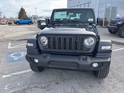 2026 Jeep Wrangler - Photo 10