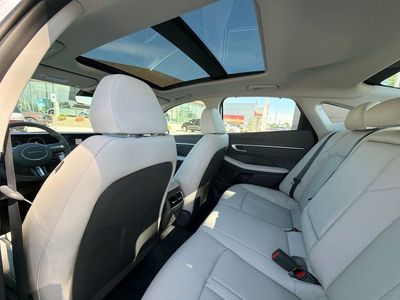 2026 Hyundai Sonata Hybrid — photo 13 view