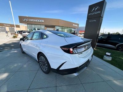 2026 Hyundai Sonata Hybrid — rear three-quarter view