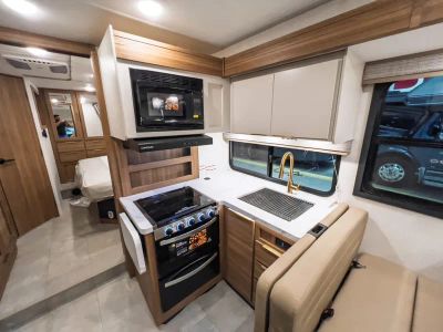 2027 Thor Motor Coach CHATEAU — photo 11 view