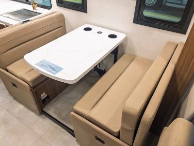 2027 Thor Motor Coach CHATEAU — photo 8 view