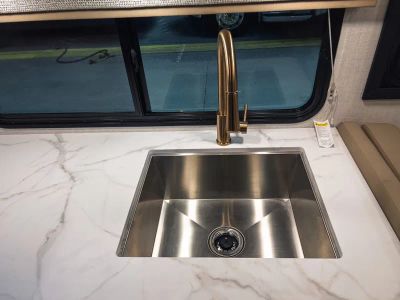 2027 Thor Motor Coach CHATEAU — photo 13 view
