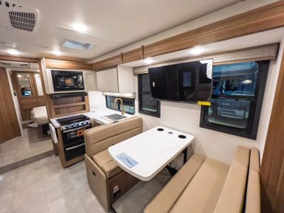 2027 Thor Motor Coach CHATEAU — photo 7 view