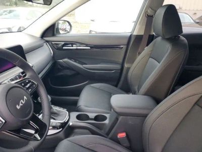 2026 Kia Seltos — photo 8 view