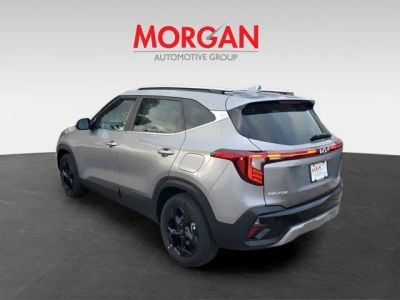 2026 Kia Seltos — rear three-quarter view