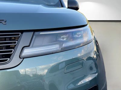 2026 Land Rover Range Rover Sport — photo 9 view