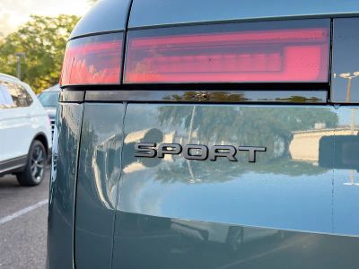 2026 Land Rover Range Rover Sport — photo 10 view
