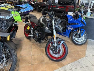 2025 Suzuki GSX-8S — front three-quarter view