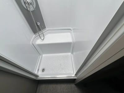 2025 Winnebago NAVION — photo 15 view