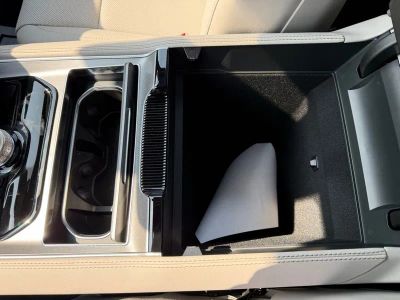 2026 Jeep Grand Wagoneer — photo 27 view