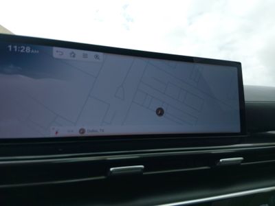 2025 Genesis GV80 — photo 17 view