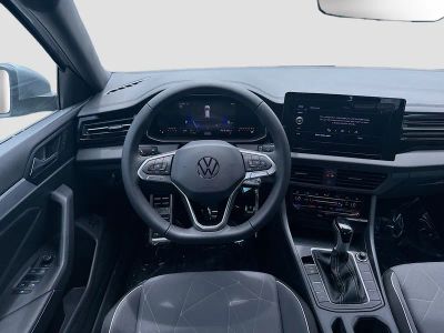 2026 Volkswagen Jetta — photo 17 view