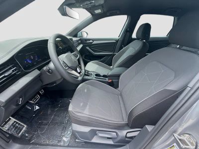 2026 Volkswagen Jetta — photo 16 view