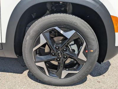 2026 Kia Seltos — photo 12 view