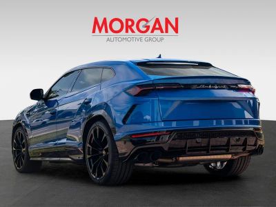 2022 Lamborghini Urus — rear three-quarter view