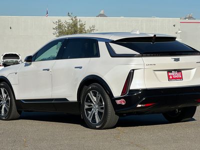 2024 Cadillac LYRIQ - Photo 7