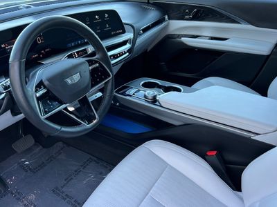 2024 Cadillac LYRIQ - Photo 11
