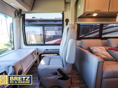 2026 Thor Motor Coach Palazzo GT - Photo 10