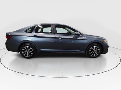 2024 Volkswagen Jetta — photo 8 view