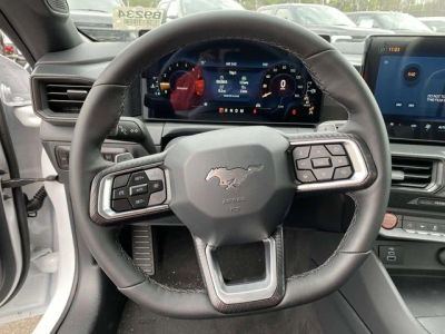 2026 Ford Mustang - Photo 14