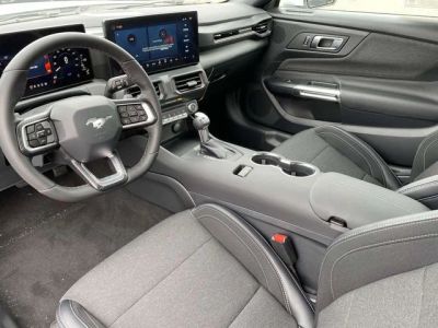 2026 Ford Mustang - Photo 12