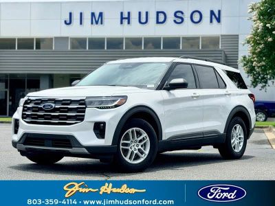 2026 Ford Explorer Active in White Metallic — front three-quarter view