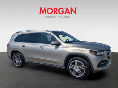 2022 Mercedes-Benz GLS — side profile view