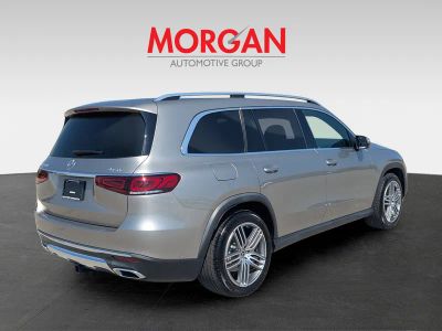 2022 Mercedes-Benz GLS — detail view