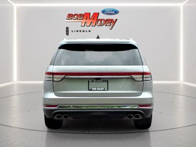 2024 Lincoln Aviator — detail view