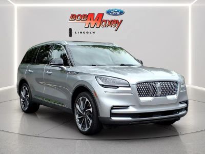 2024 Lincoln Aviator — rear three-quarter view