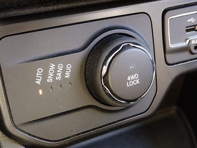 2023 Jeep Renegade - Photo 18