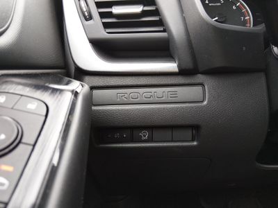 2024 Nissan Rogue - Photo 13