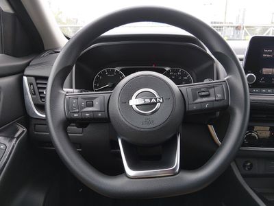 2024 Nissan Rogue - Photo 12