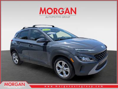 2023 Hyundai Kona SEL in Ecotronic Gray — front three-quarter view