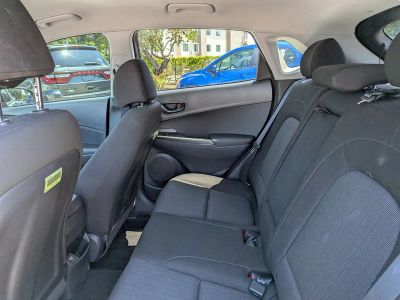 2023 Hyundai Kona — photo 14 view