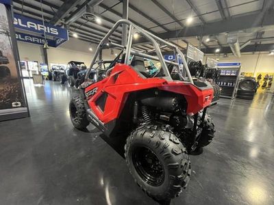 2025 Polaris RZR 200 EFI — detail view