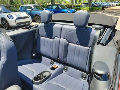 2026 MINI Convertible — photo 12 view