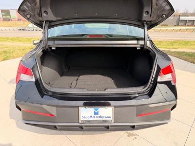 2025 Hyundai Elantra - Photo 30