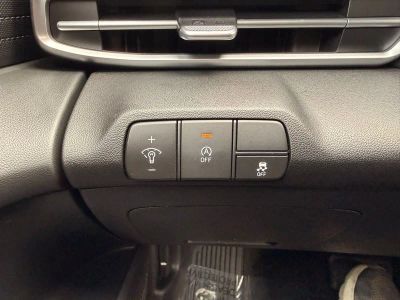 2025 Hyundai Elantra - Photo 24