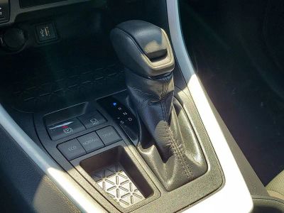 2023 Toyota RAV4 — photo 28 view