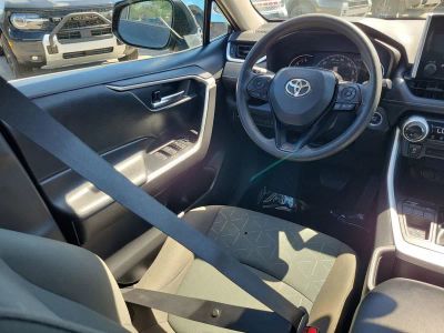 2023 Toyota RAV4 — photo 13 view