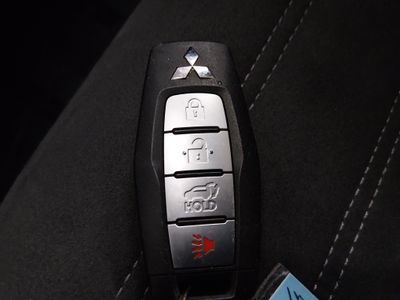2024 Mitsubishi Outlander - Photo 15