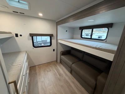 2026 Grand Design Transcend - Photo 13