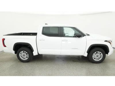 2026 Toyota Tundra 4WD — photo 11 view