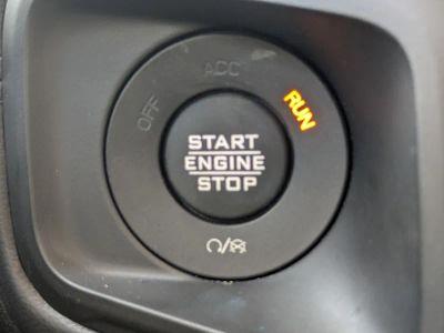 2025 Jeep Wrangler — photo 28 view